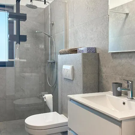Stunning In Apartmán