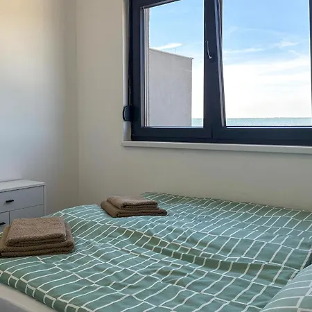 Stunning In Apartmán Maslenica